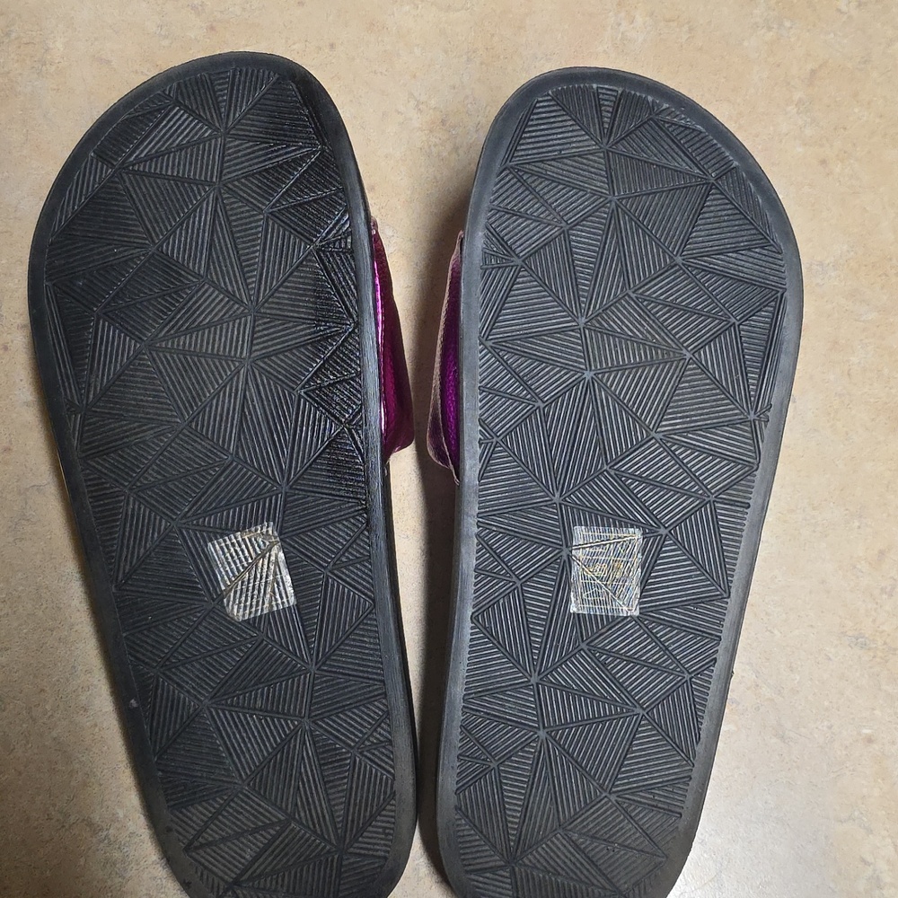 Kurt Geiger Metallic Rainbow Slide Sandals FIRM!! EURO 39..Great Used Condition - Picture 3 of 7
